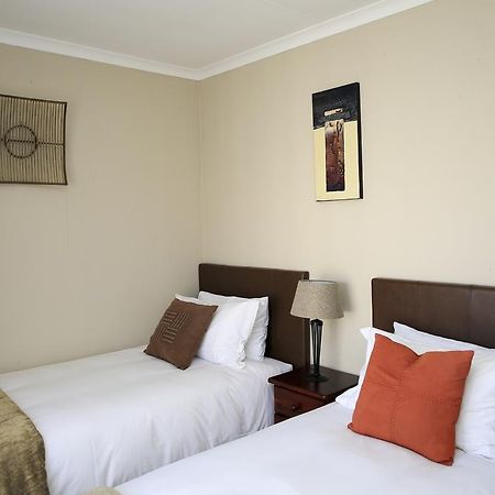 African Eagle Apartments Witfield Экстерьер фото