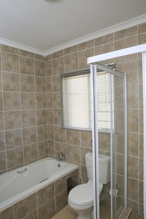 African Eagle Apartments Witfield Экстерьер фото